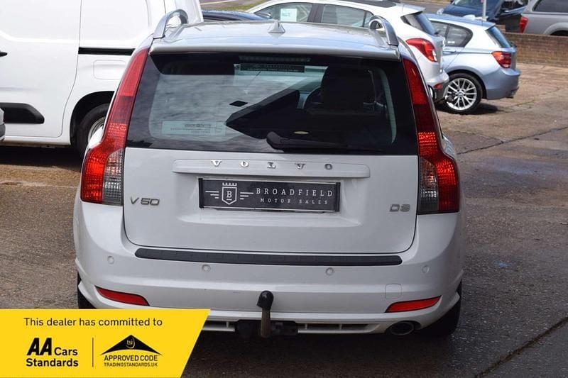 Used Volvo V50 R-Design 2012 White Estate