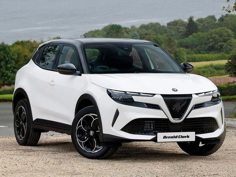 New Alfa Romeo GT Junior 136 HP (100 kW) 2025 White Hatchback