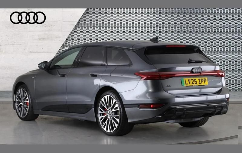 Used Audi e-tron Comfort 314 kW (428 HP) 2025 Grey SUV