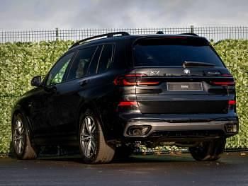 New BMW X7 M Sport 352 HP (258 kW) 2025 Black SUV