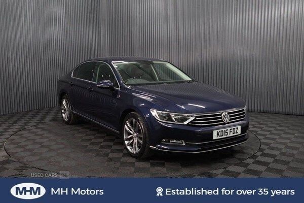 Blue Used 2015 VW Passat GT Sedan | £8,995 (Fair price) - Image 1/4