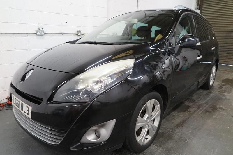 Used Renault Grand Scénic III Dynamique 2012 Black MPV