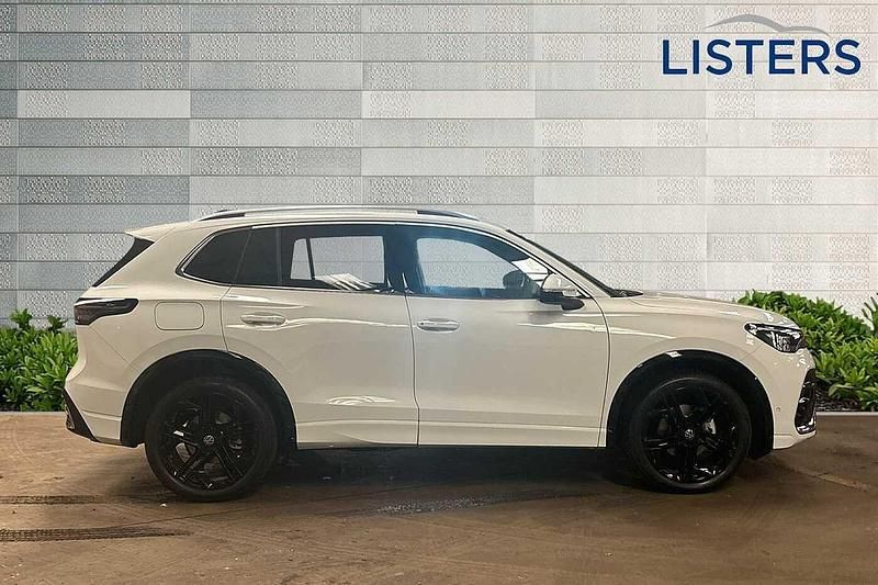 Used VW Tiguan R-line 2025 White SUV