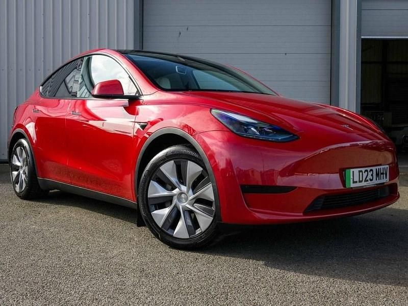 Used Tesla Model Y RWD 254 kW (346 HP) 2023 Red SUV