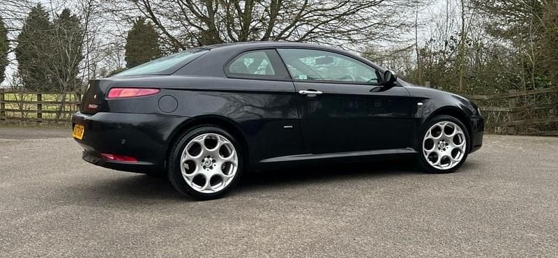 Used Alfa Romeo GT 2007 Black Coupe