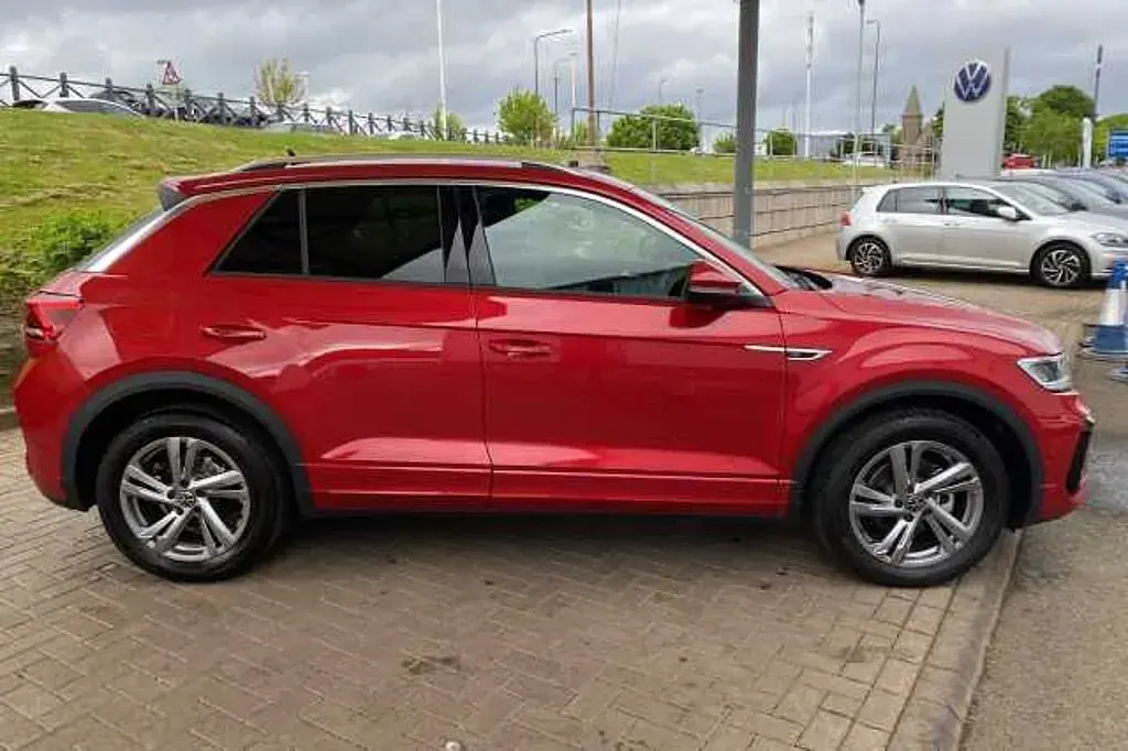 New VW T-Roc R-line 150 HP (110 kW) 2026 Red SUV