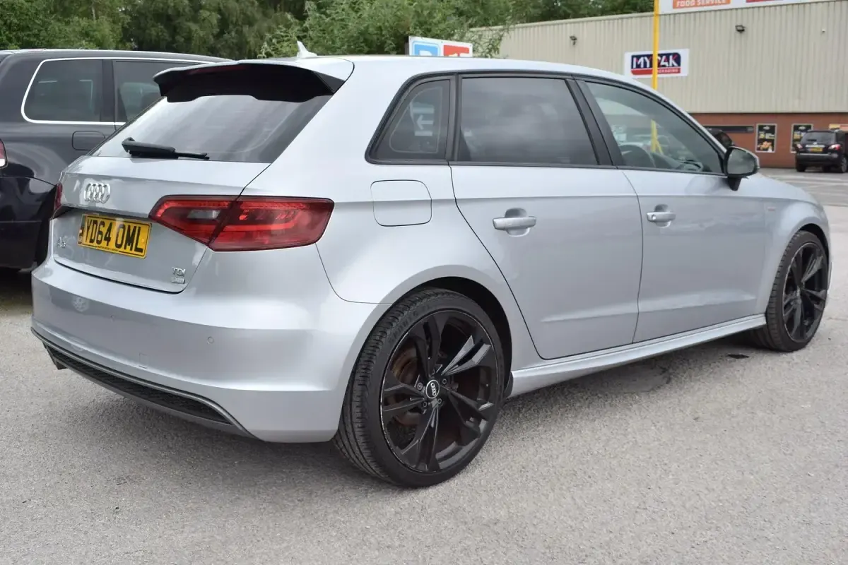 Used Audi A3 S-Line 184 HP (135 kW) 2014 Silver Hatchback