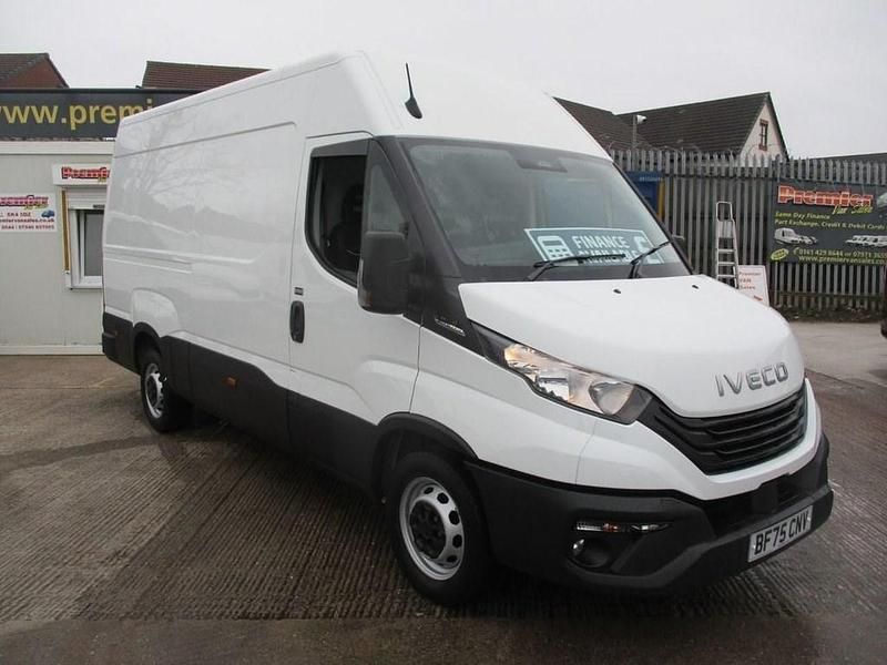 Used Iveco Daily 136 HP (100 kW) 2025 White