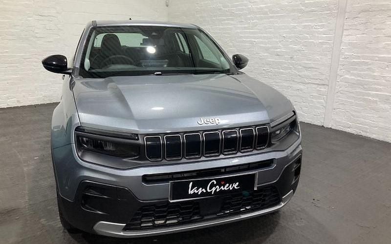 Used Jeep Avenger Altitude 101 HP (74 kW) 2025 Grey SUV