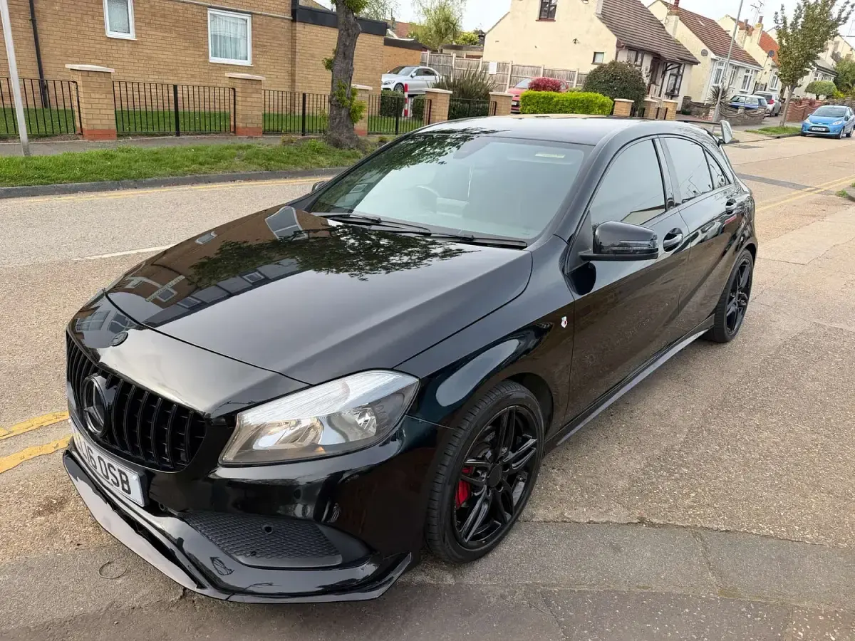 Used Mercedes A180 AMG line 2016 Black Hatchback