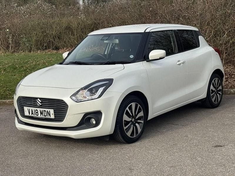 Used Suzuki Swift SZ5 2018 White Hatchback