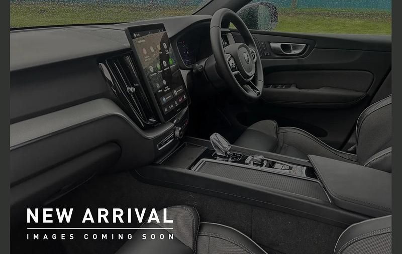 Used Volvo XC60 Plus 344 HP (253 kW) 2025 Black SUV