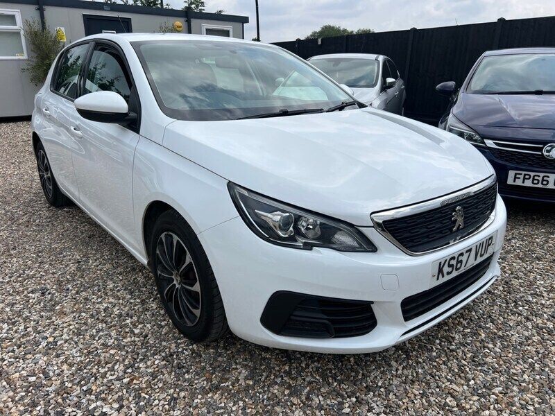 White Used 2018 Peugeot 308 Access Hatchback | £4,000 (Fair price) - Image 1/4
