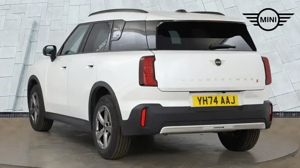 Used Mini Countryman 215 HP (158 kW) 2024 White SUV