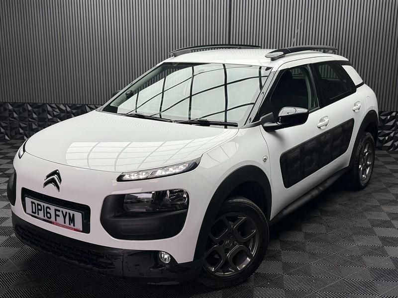 Used Citroën C4 Cactus Feel 2016 White Hatchback