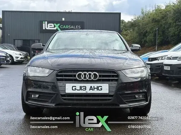 Used Audi A4 Comfort 140 HP (102 kW) 2013 Black Sedan