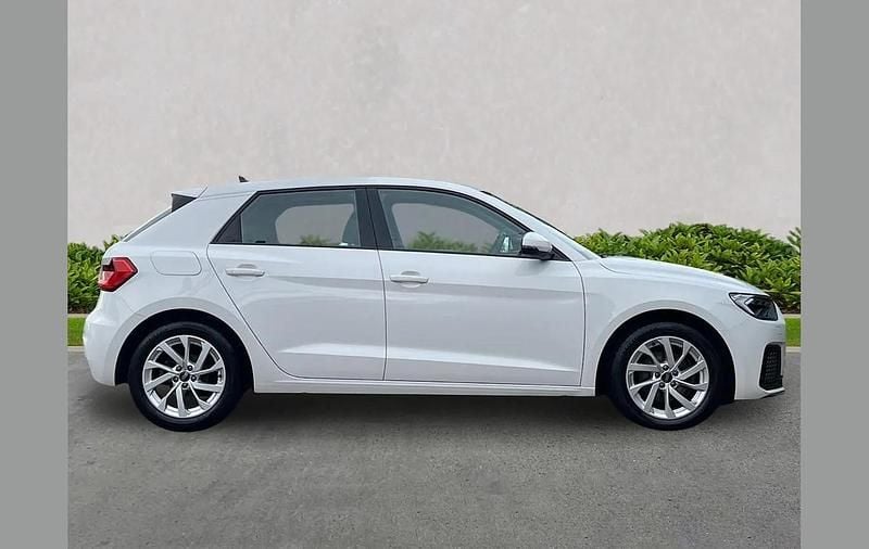 Used Audi A1 Sport 110 HP (80 kW) 2024 White Hatchback