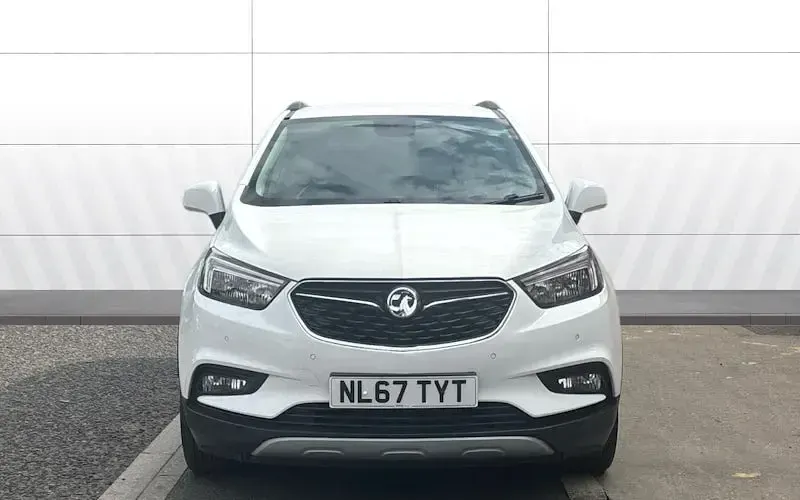 Used Vauxhall Mokka Active 136 HP (100 kW) 2017 White SUV