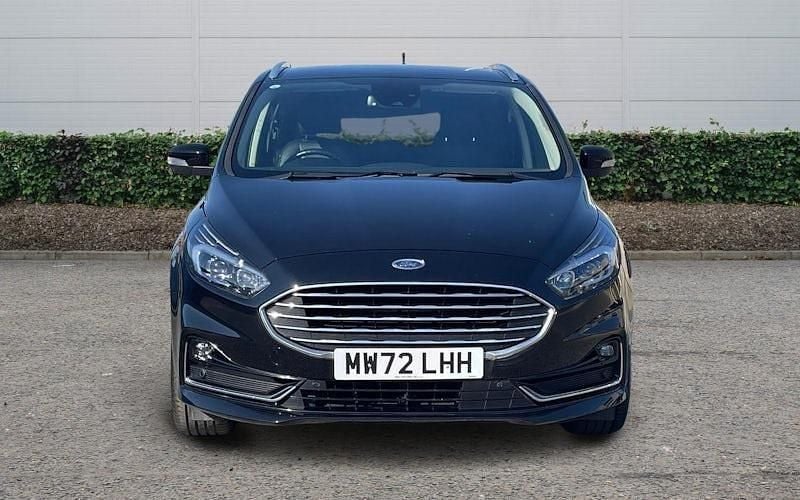 Begagnad Ford S-MAX Titanium 190 HK (139 kW) 2022 Svart Minibuss