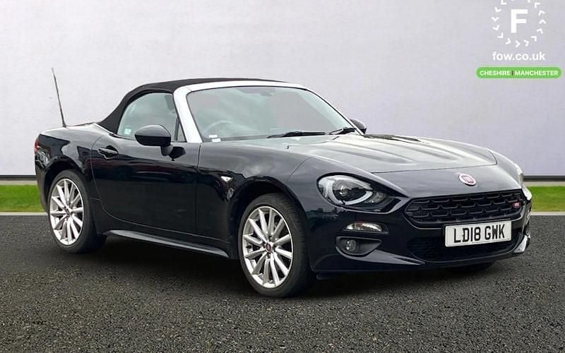 Used 2016 Fiat 124 Spider Lusso Plus Cabriolet | £13,799 (Fair price) - Image 1/3