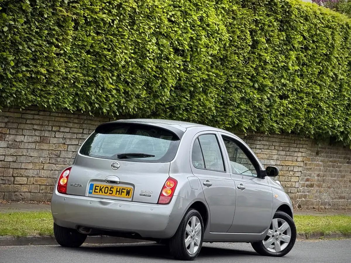 Used Nissan Micra 80 HP (58 kW) 2005 Silver Hatchback