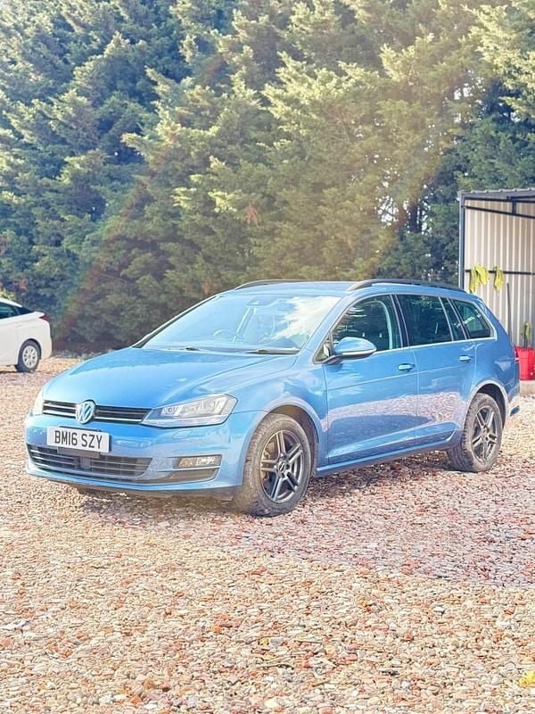 Used VW Golf VII 85 HP (62 kW) 2016 Blue Sedan
