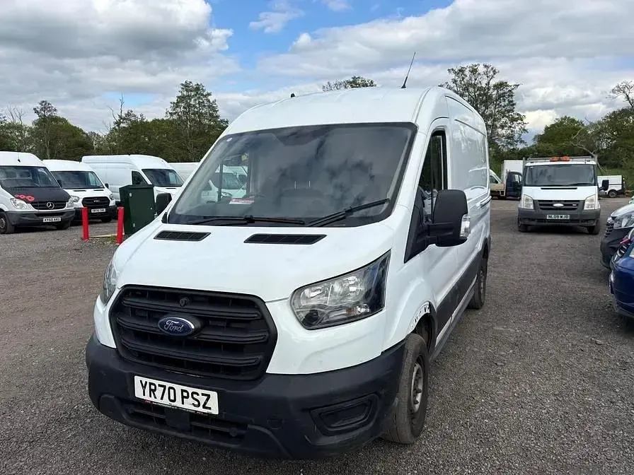 Second-hand Ford Transit 130 CP (95 kW) 2020 Alb Van
