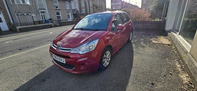 Begagnad Citroën C3 VTR Sport 2013 Röd Halvkombi