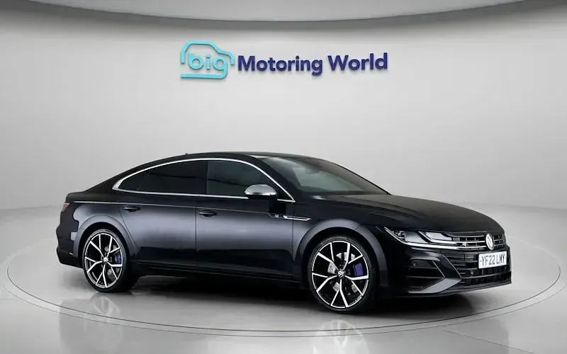 Used VW Arteon R 320 HP (235 kW) 2024 Estate