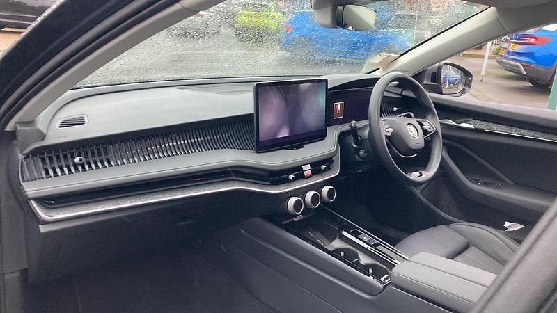 Used Skoda Superb SE L 204 HP (150 kW) 2024 Grey Estate