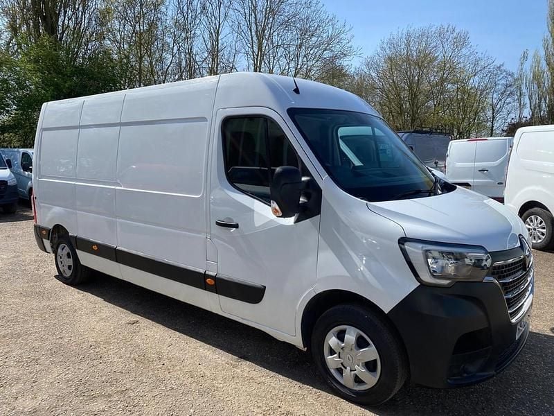 Used Renault Master Business 2023 White MPV
