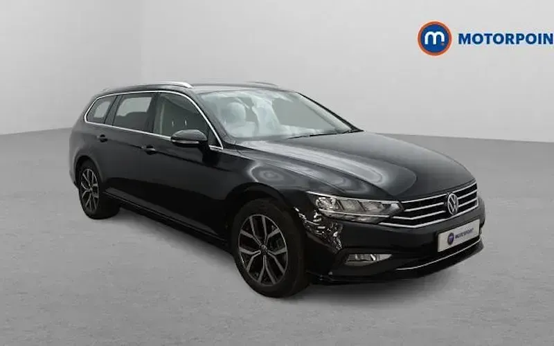 Used VW Passat SEL 150 HP (110 kW) 2023 Estate