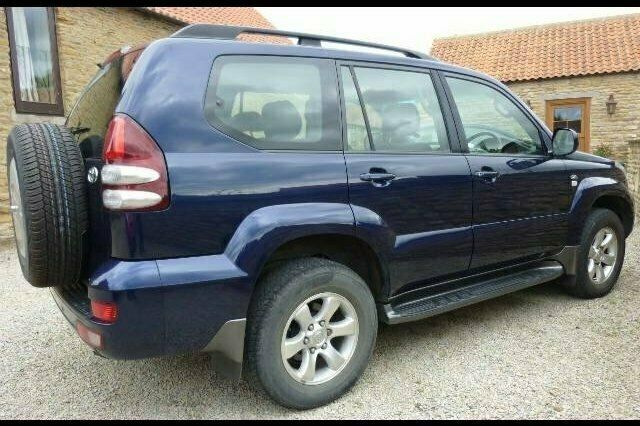 Used Toyota Land Cruiser 173 HP (127 kW) 2007 SUV