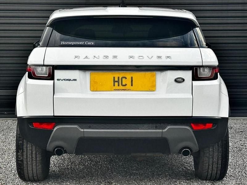 Used Land Rover Range Rover evoque SE 150 HP (110 kW) 2017 White SUV