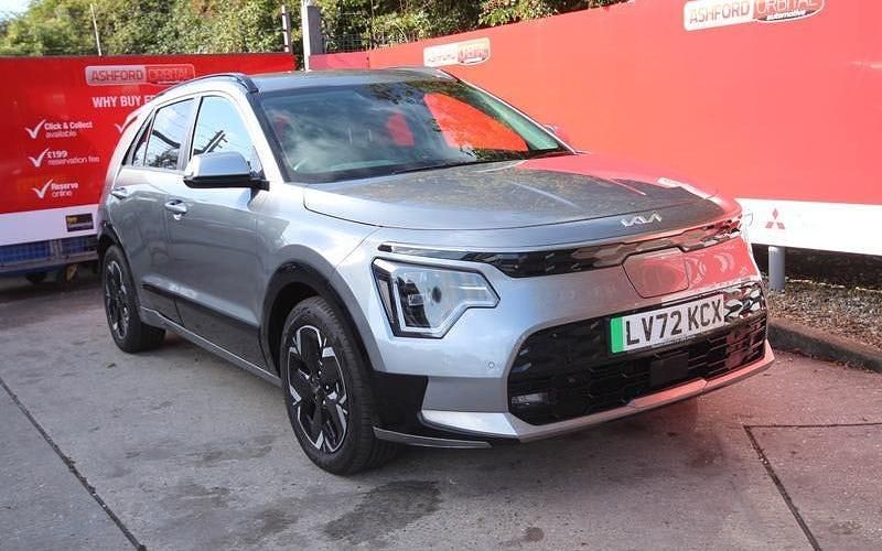 Used 2025 Kia e-Niro SUV | £20,995 (Fair price) - Image 1/4