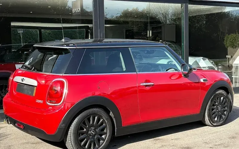 Used Mini Cooper Hatch 136 HP (100 kW) 2017 Hatchback