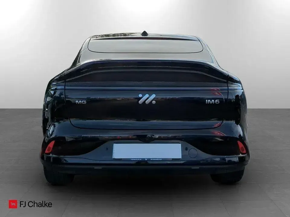 Usado MG IM6 553 kW (752 CV) 2025 Negro SUV