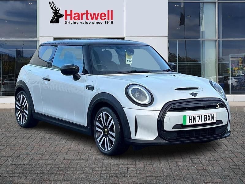 Fsh melting silver iii Used 2021 Mini Cooper SE Hatch Hatchback | £12,449 (Fair price) - Image 1/3