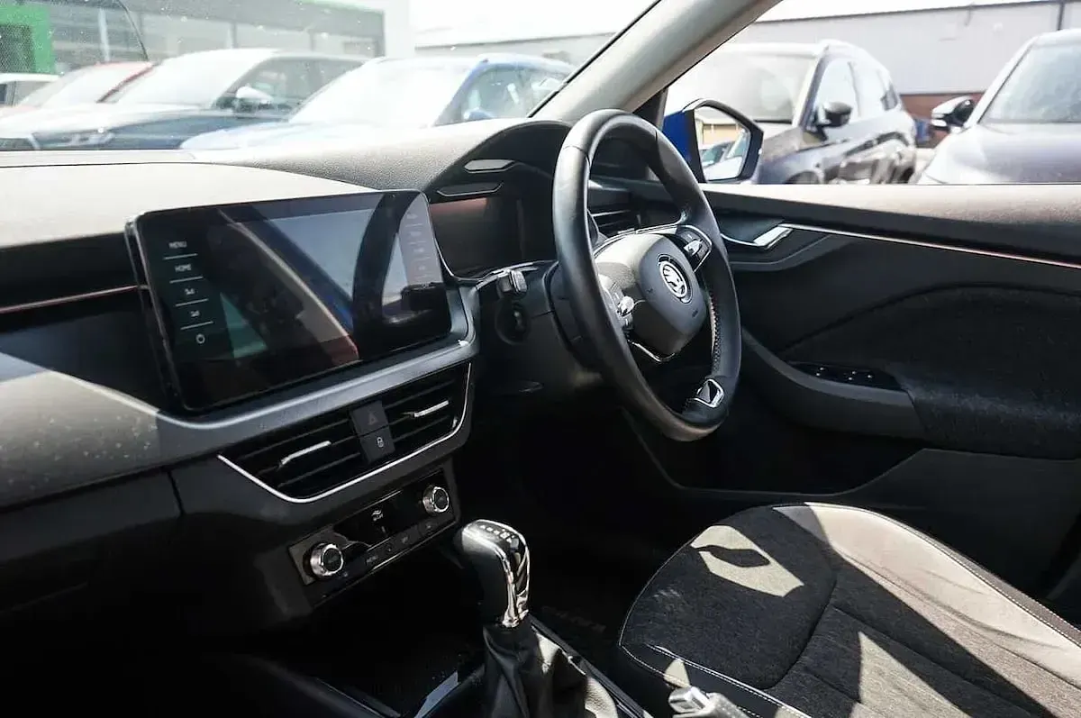 Used Skoda Kamiq SE L 81 HP (59 kW) 2021 Energy blue SUV