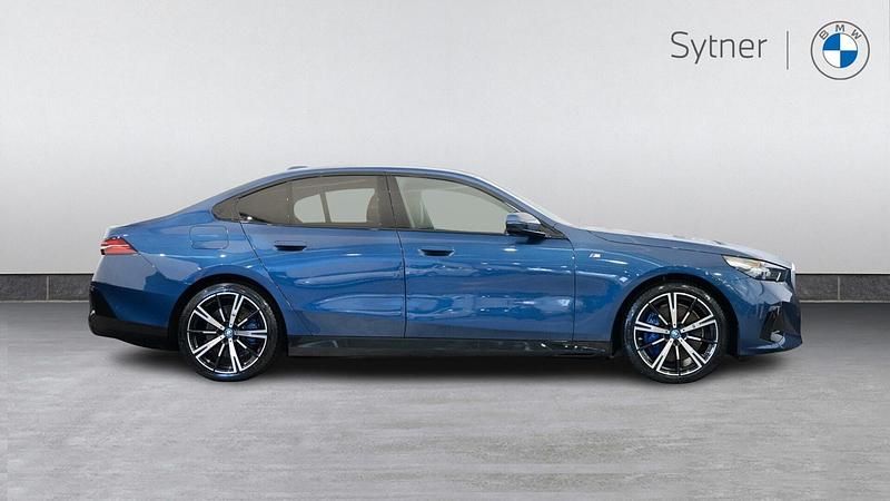 Used BMW i5 M Sport 246 kW (335 HP) 2025 Blue