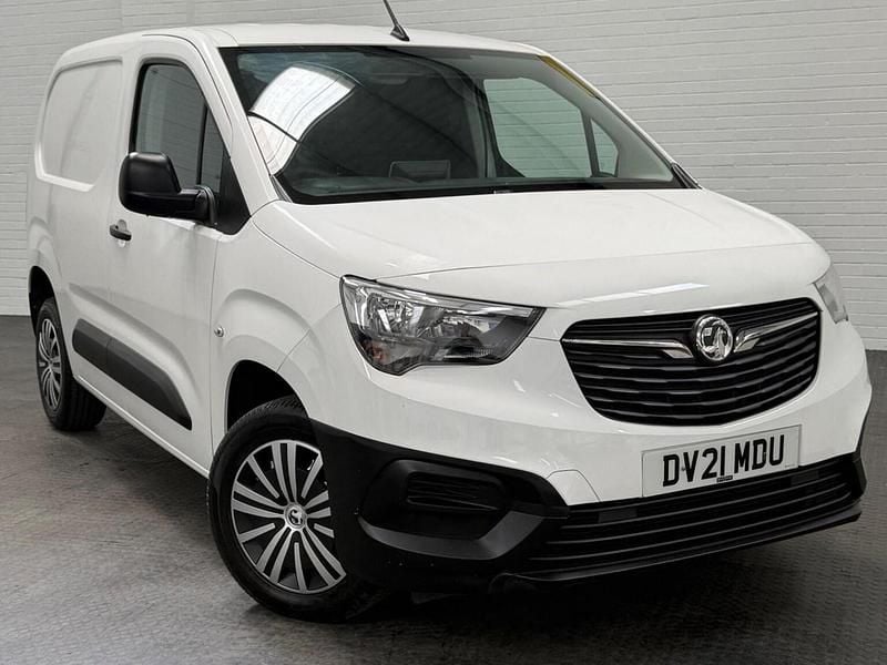 Used Vauxhall Combo 2021 White MPV