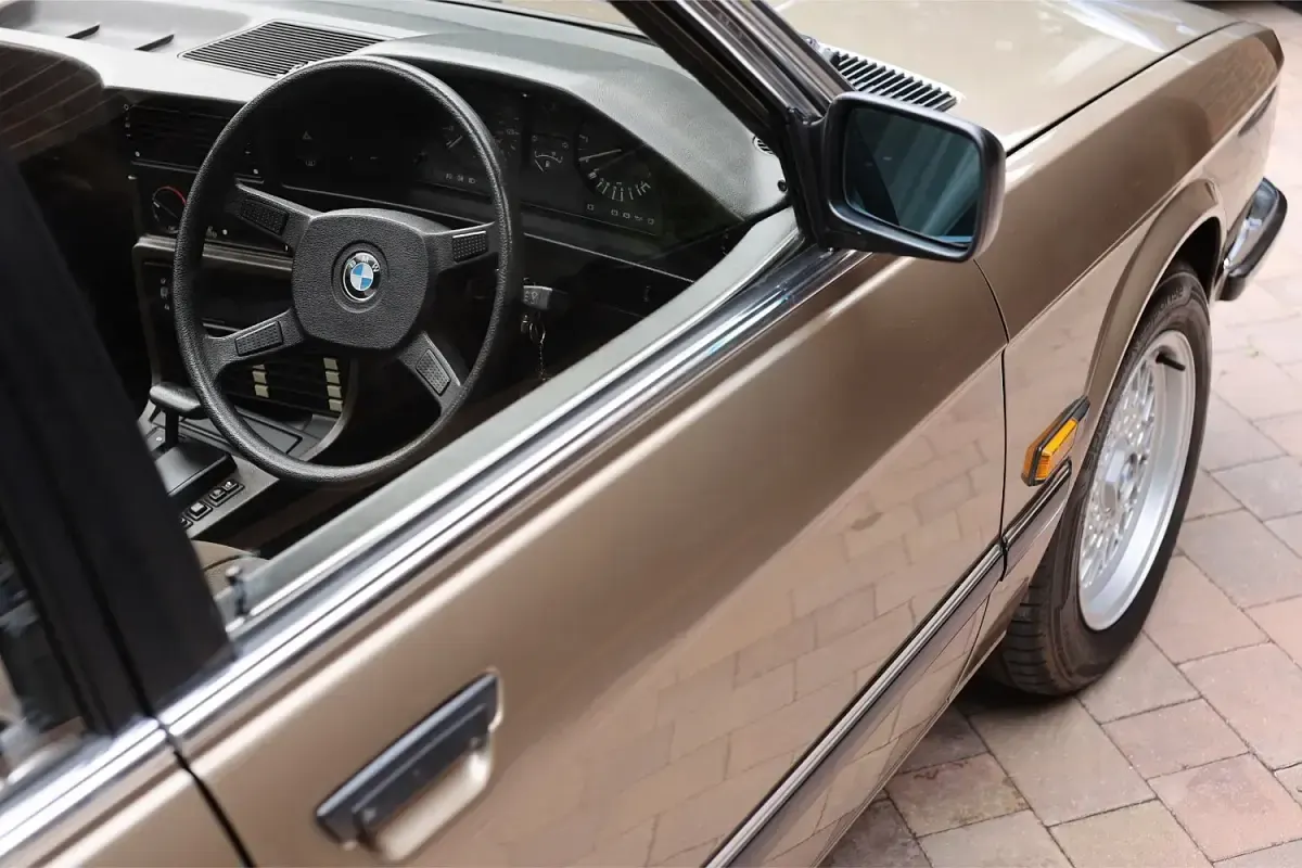 Used BMW 528 Comfort Edition 1984 Beige Sedan