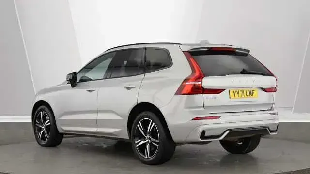 Used Volvo XC60 R-Design 197 HP (144 kW) 2022 SUV