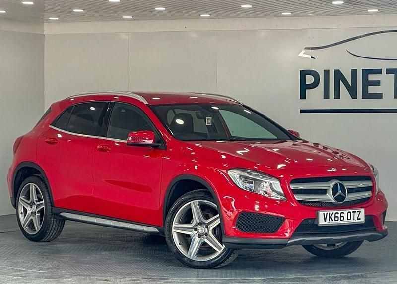 Red Used 2016 Mercedes GLA200 AMG line SUV | £11,499 (Fair price) - Image 1/3