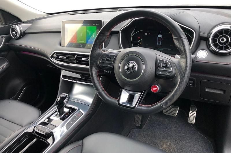 Used MG HS Exclusive 162 HP (119 kW) 2023 Silver SUV