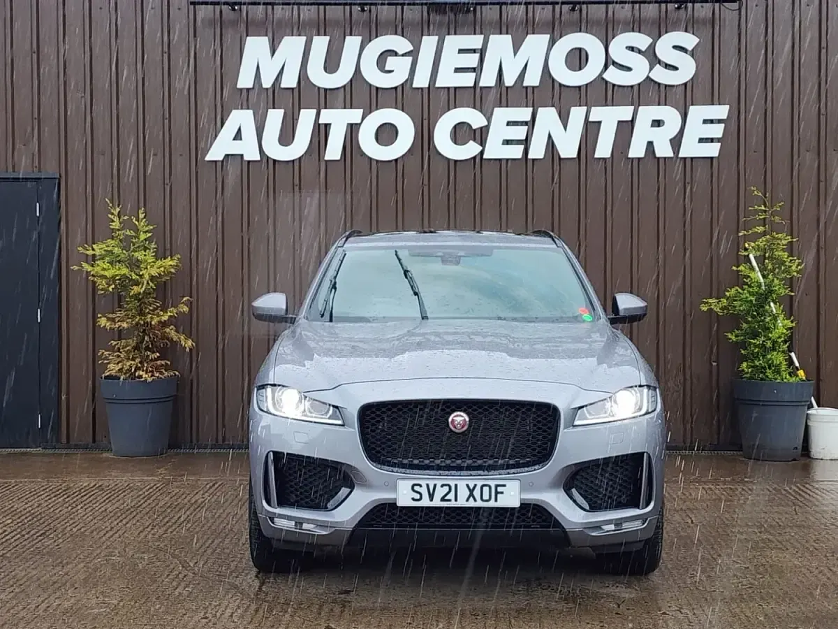Used Jaguar F-Pace Chequered Flag 180 HP (132 kW) 2021 Grey SUV