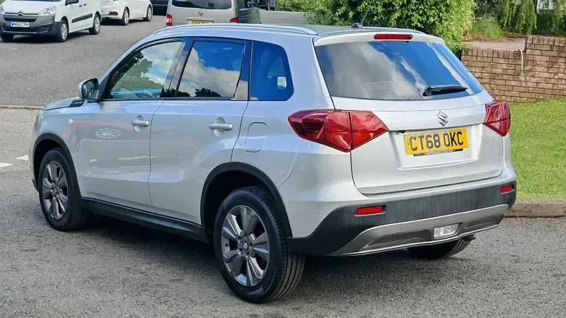 Used Suzuki Vitara SZ-T 112 HP (82 kW) 2019 Silver SUV