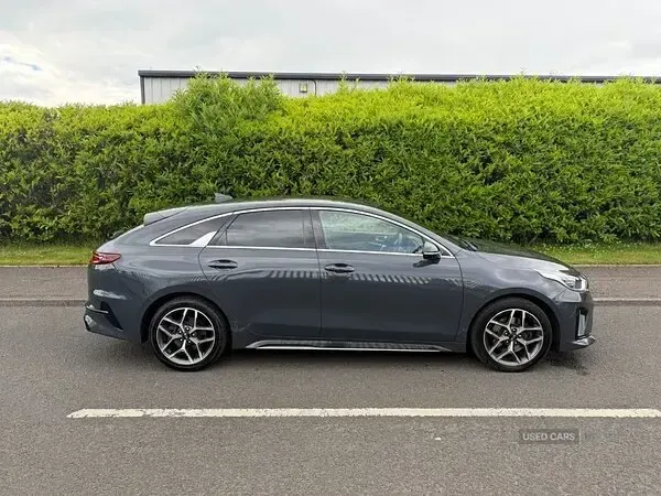 Used Kia ProCeed GT-Line 134 HP (98 kW) 2019 Grey Estate