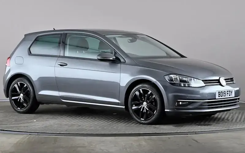 Used VW Golf VII Match 116 HP (85 kW) 2019 Hatchback
