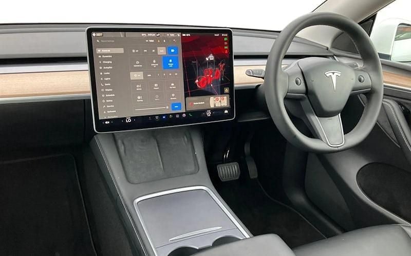 Used Tesla Model Y RWD 219 kW (299 HP) 2024 White SUV